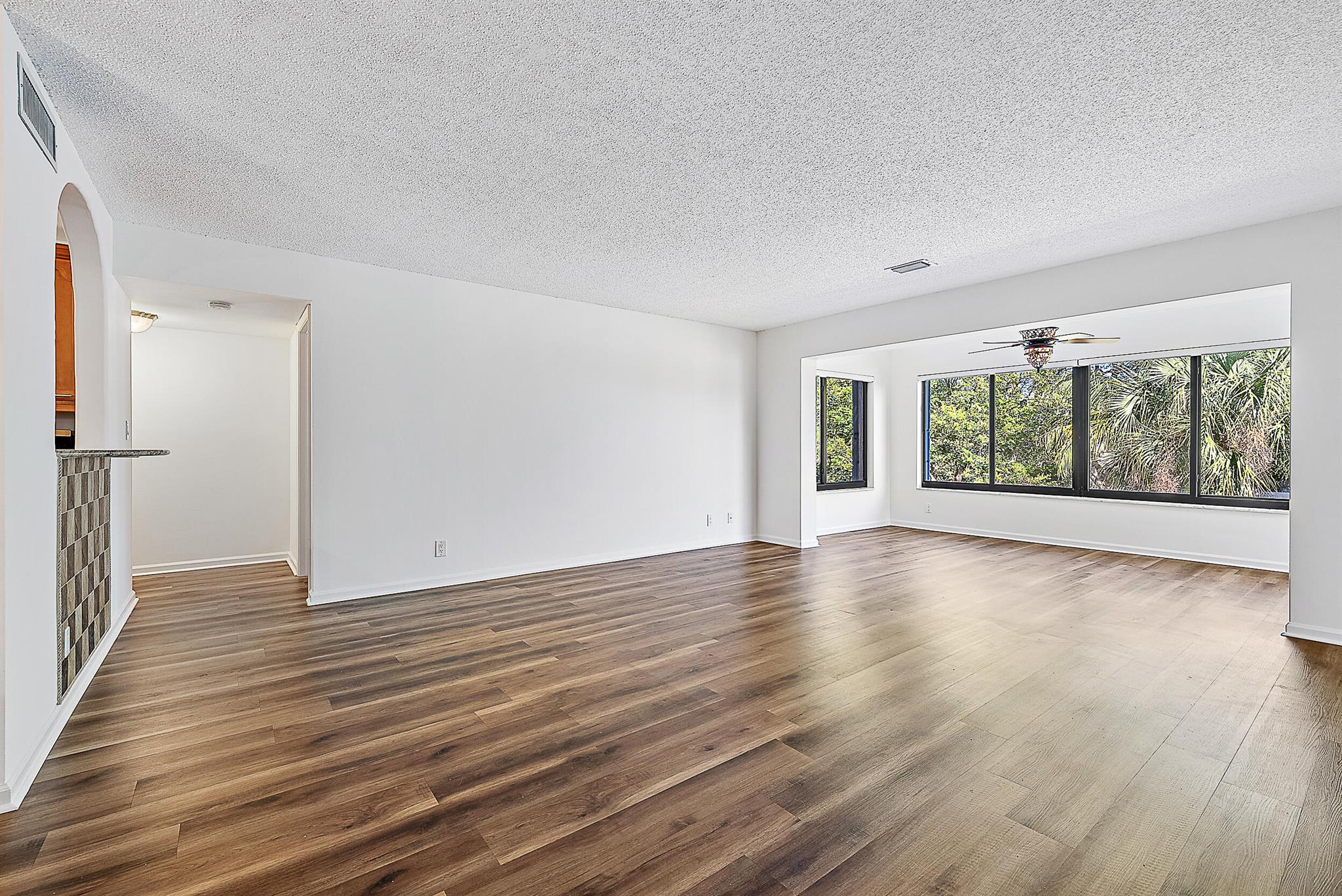 300 N Highway A1a 303g