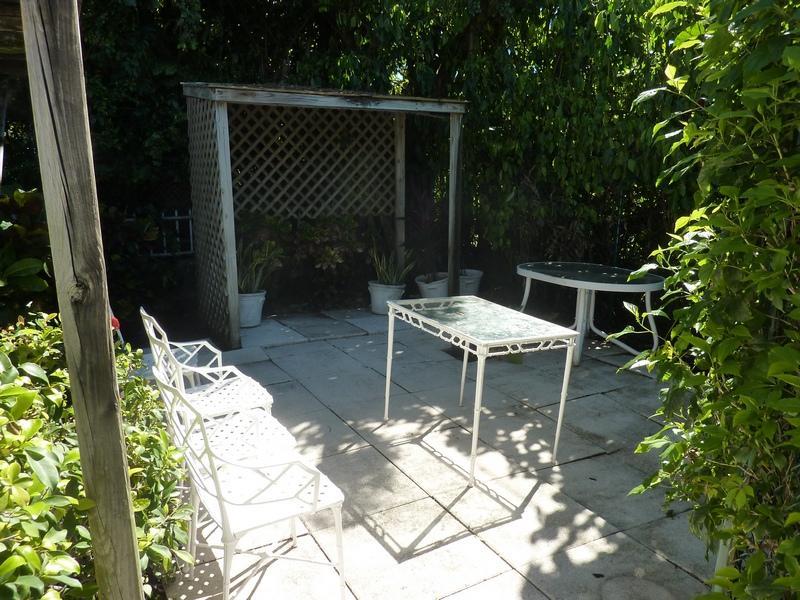 EAST SHORE - Residential