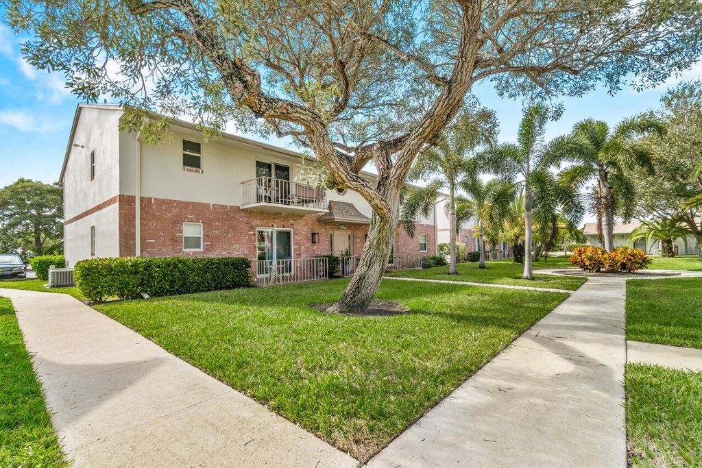 Photo of 2037 S Seacrest Boulevard #B, Boynton Beach, FL 33435 (MLS # R10975598)
