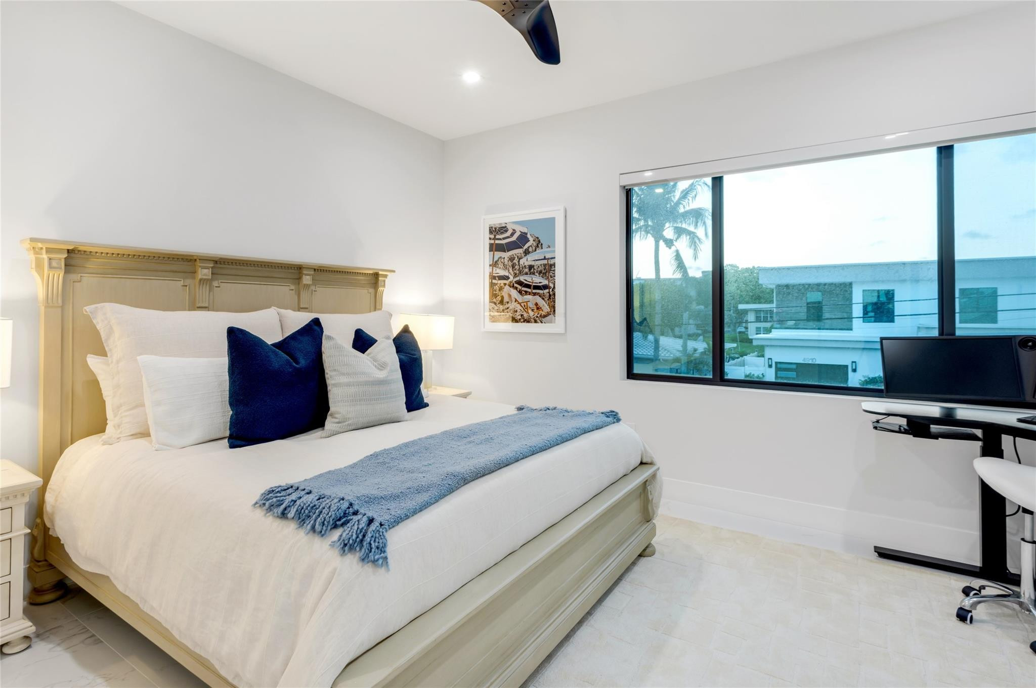 CORAL KEY VILLAS 3RD SEC - Residential