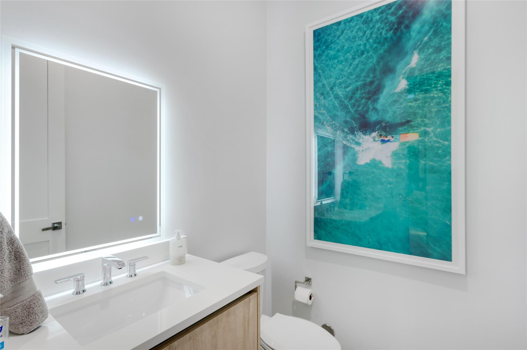 CORAL KEY VILLAS 3RD SEC - Residential