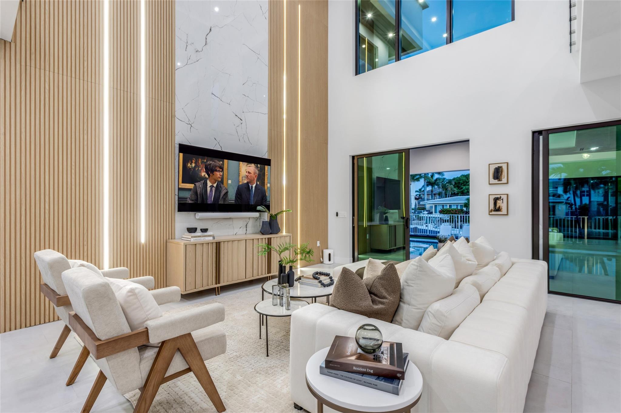 CORAL KEY VILLAS 3RD SEC - Residential