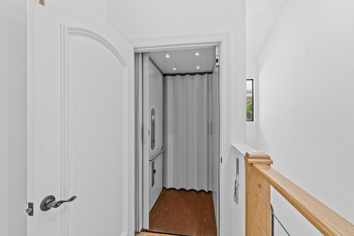 ASHBOURNE / POLO CLUB - Residential