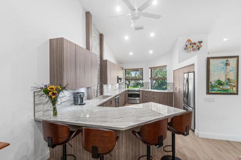 17557 Ashbourne B Way B Boca Raton FL 33496