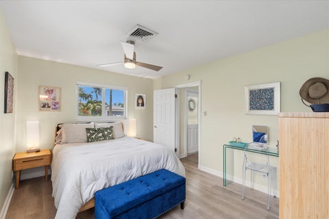 Tiny photo for 801 Berkeley Street, Boca Raton, FL 33487 (MLS # B26029221)