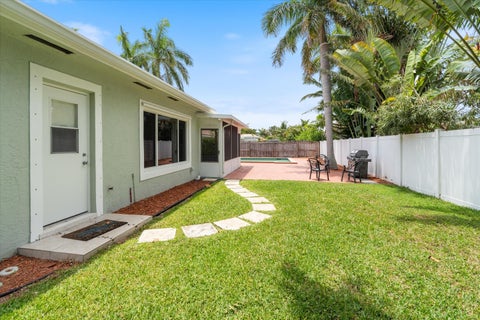 Tiny photo for 801 Berkeley Street, Boca Raton, FL 33487 (MLS # B26029221)