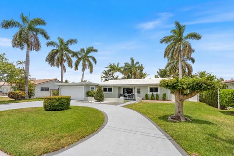 Tiny photo for 801 Berkeley Street, Boca Raton, FL 33487 (MLS # B26029221)