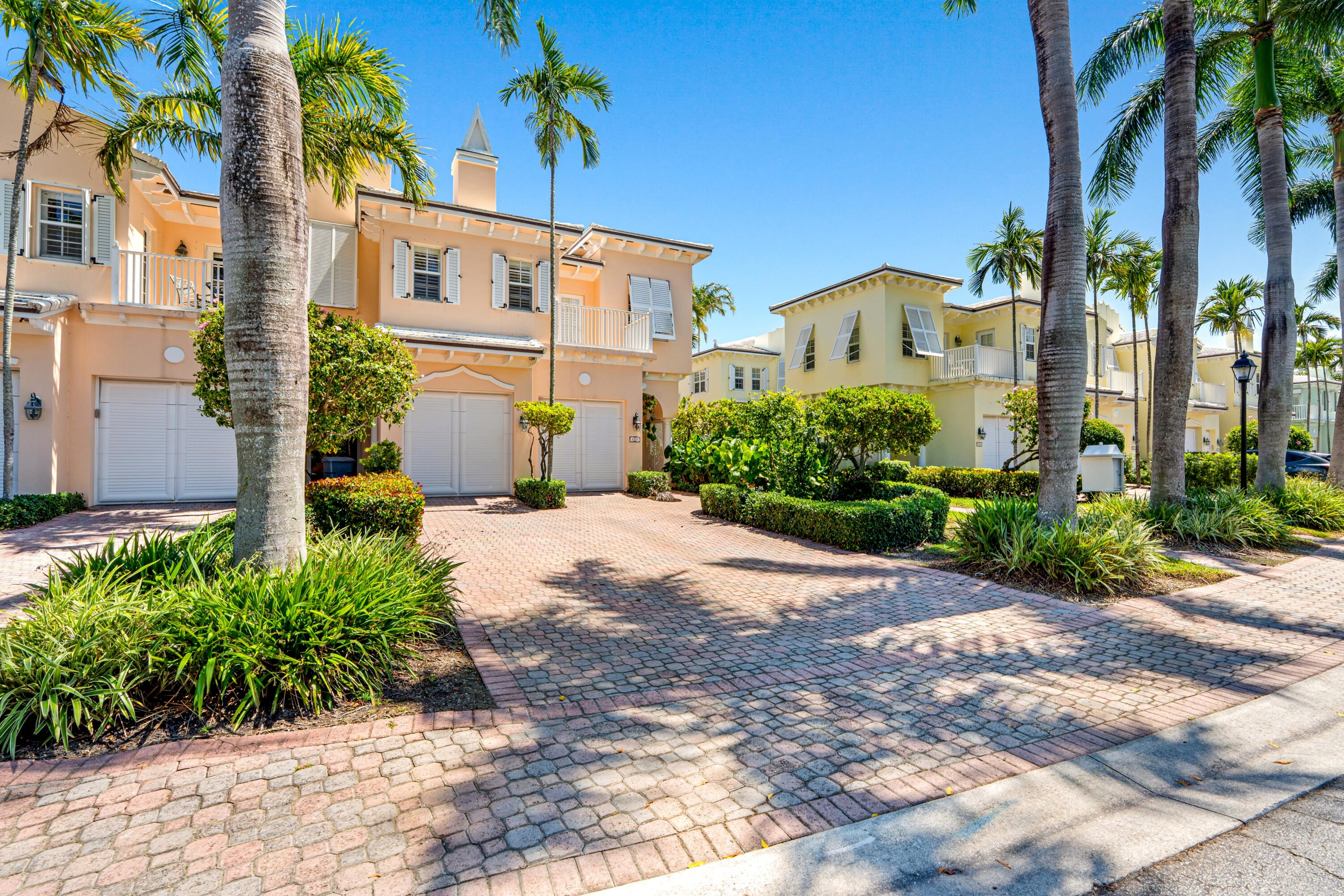 790 Andrews Avenue B103