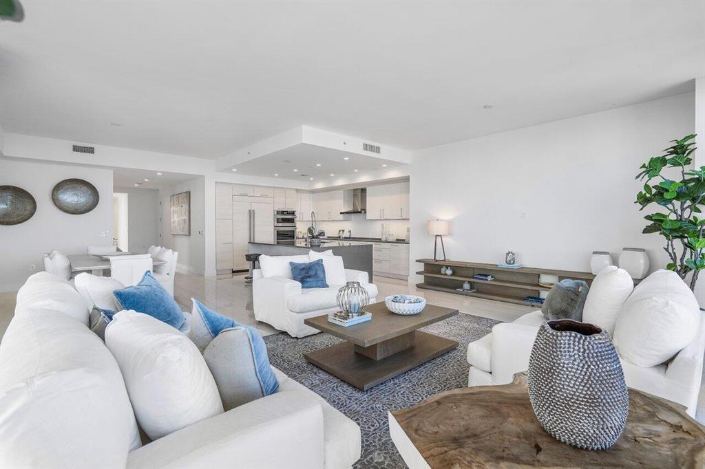 WATER CLUB 3 NORTH PALM B - Residential