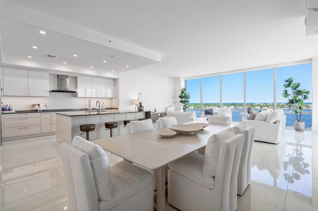 WATER CLUB 3 NORTH PALM B - Residential