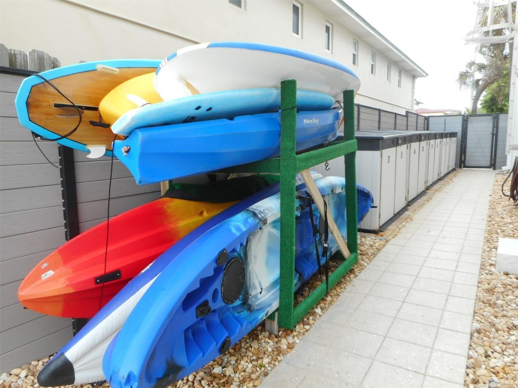 Venetian Villas Condo - Residential Lease