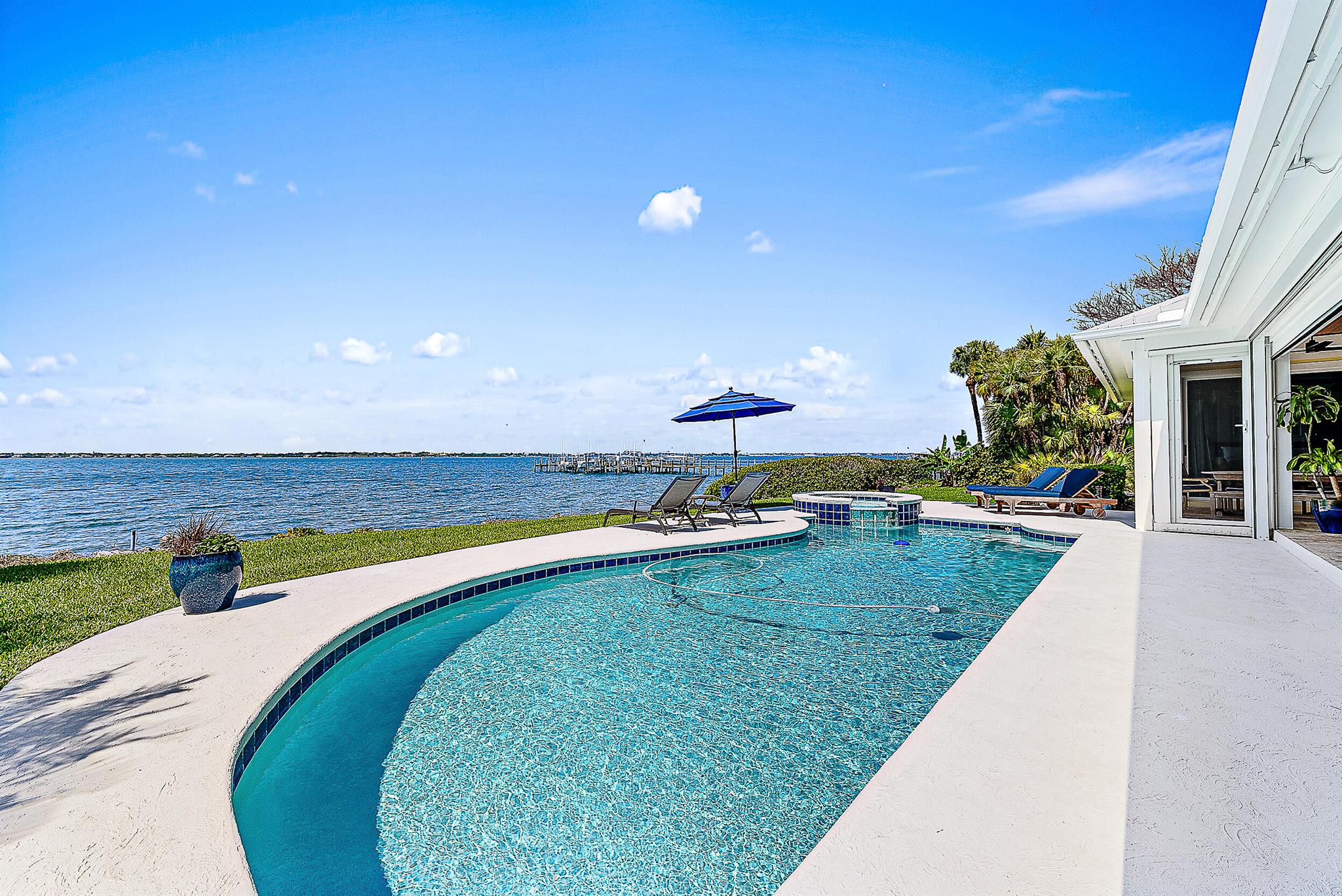 Rose Walk - Residential