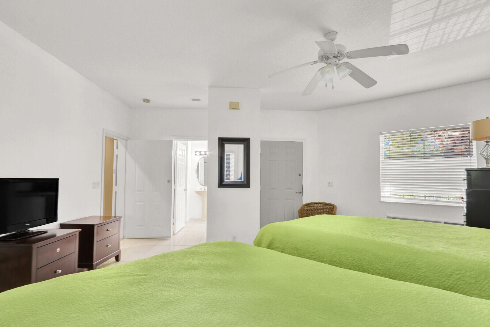 CASTLE PINES CONDOMINIUM - Residential Lease