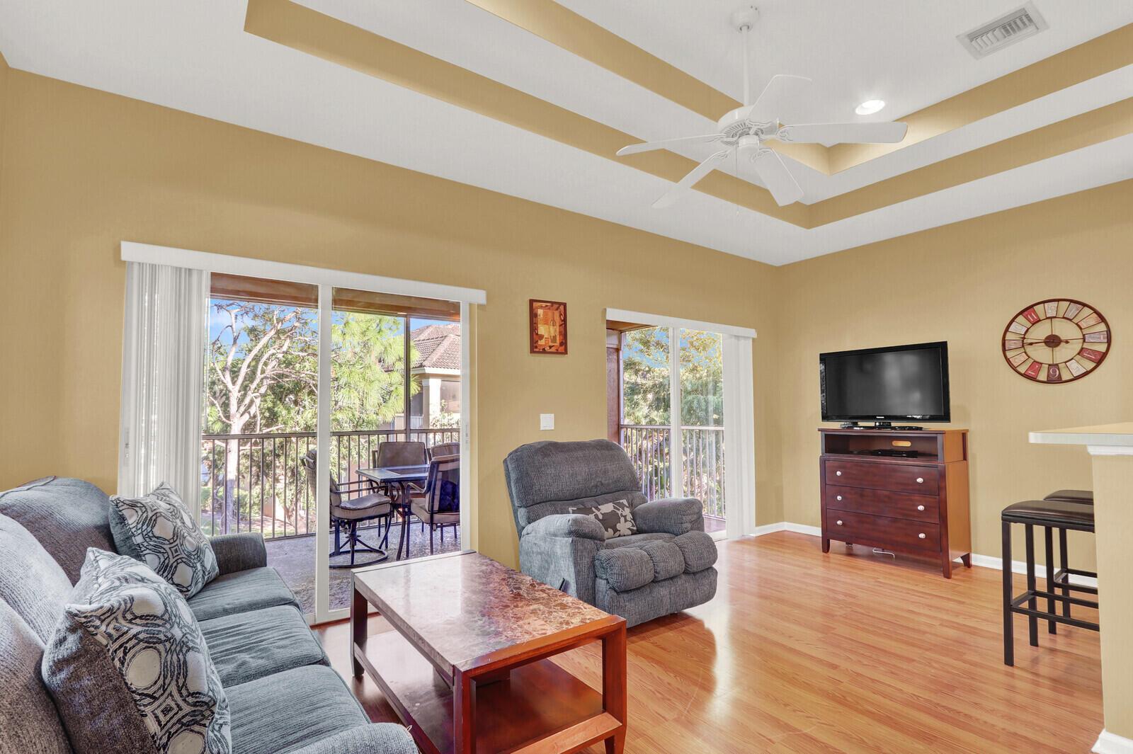 CASTLE PINES CONDOMINIUM - Residential Lease