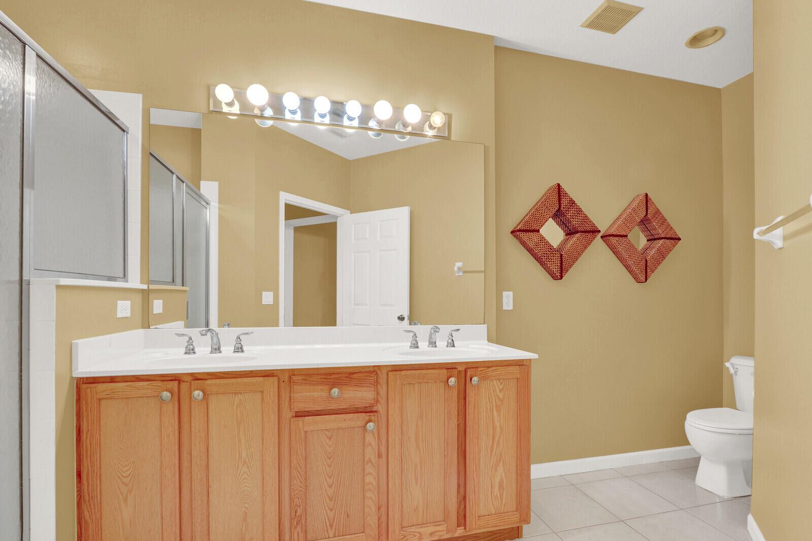 CASTLE PINES CONDOMINIUM - Residential Lease