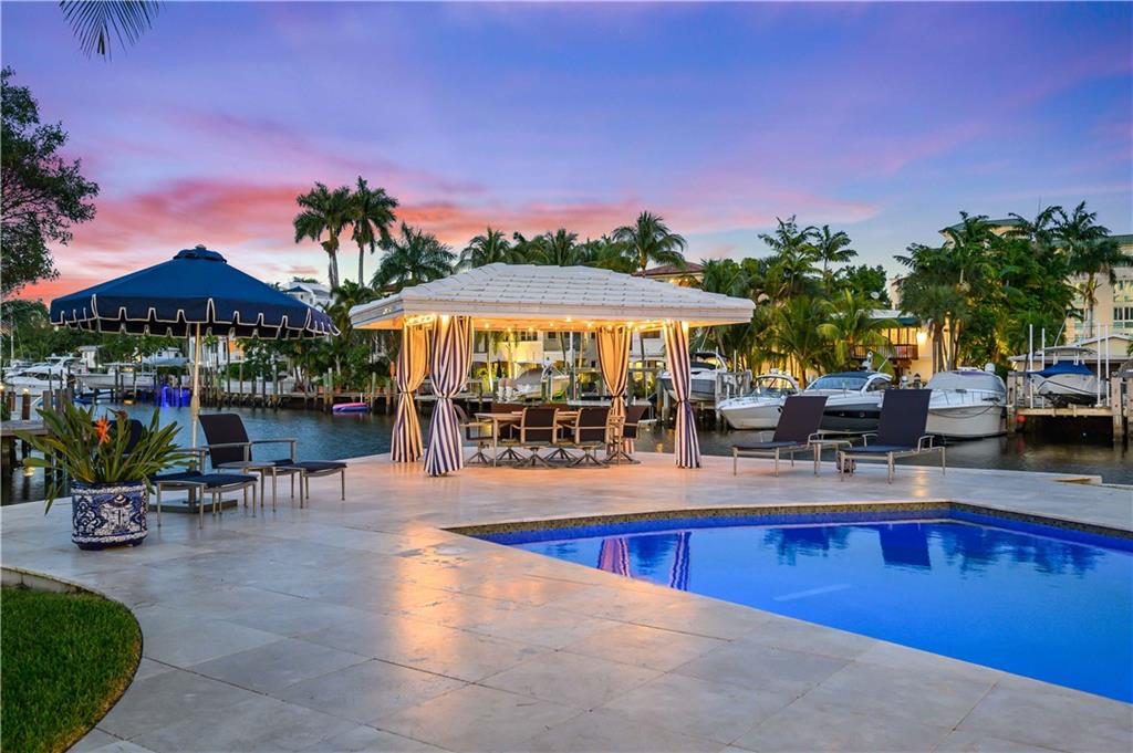 VICTOIRA PARK - Residential