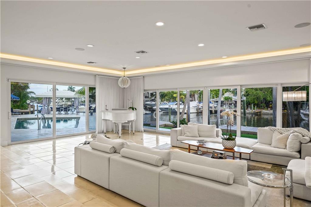 VICTOIRA PARK - Residential