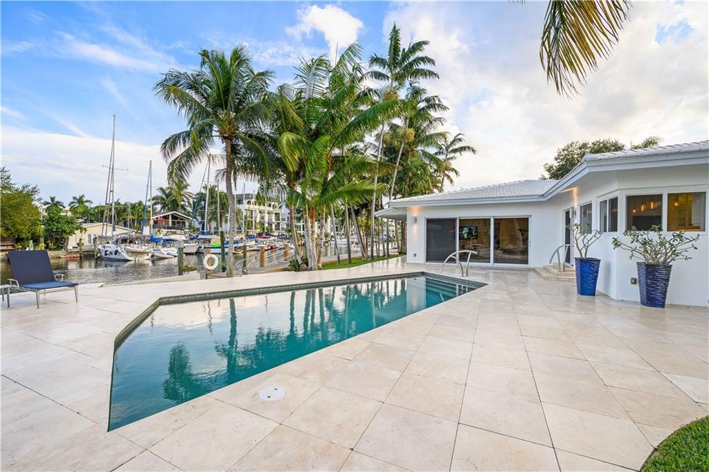 VICTOIRA PARK - Residential
