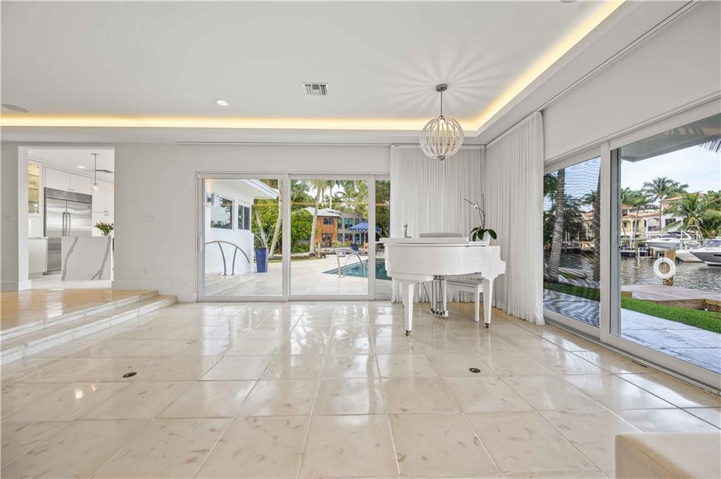VICTOIRA PARK - Residential