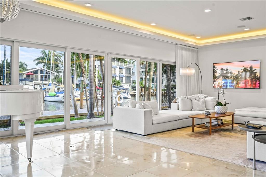 VICTOIRA PARK - Residential