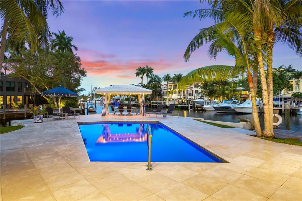 VICTOIRA PARK - Residential