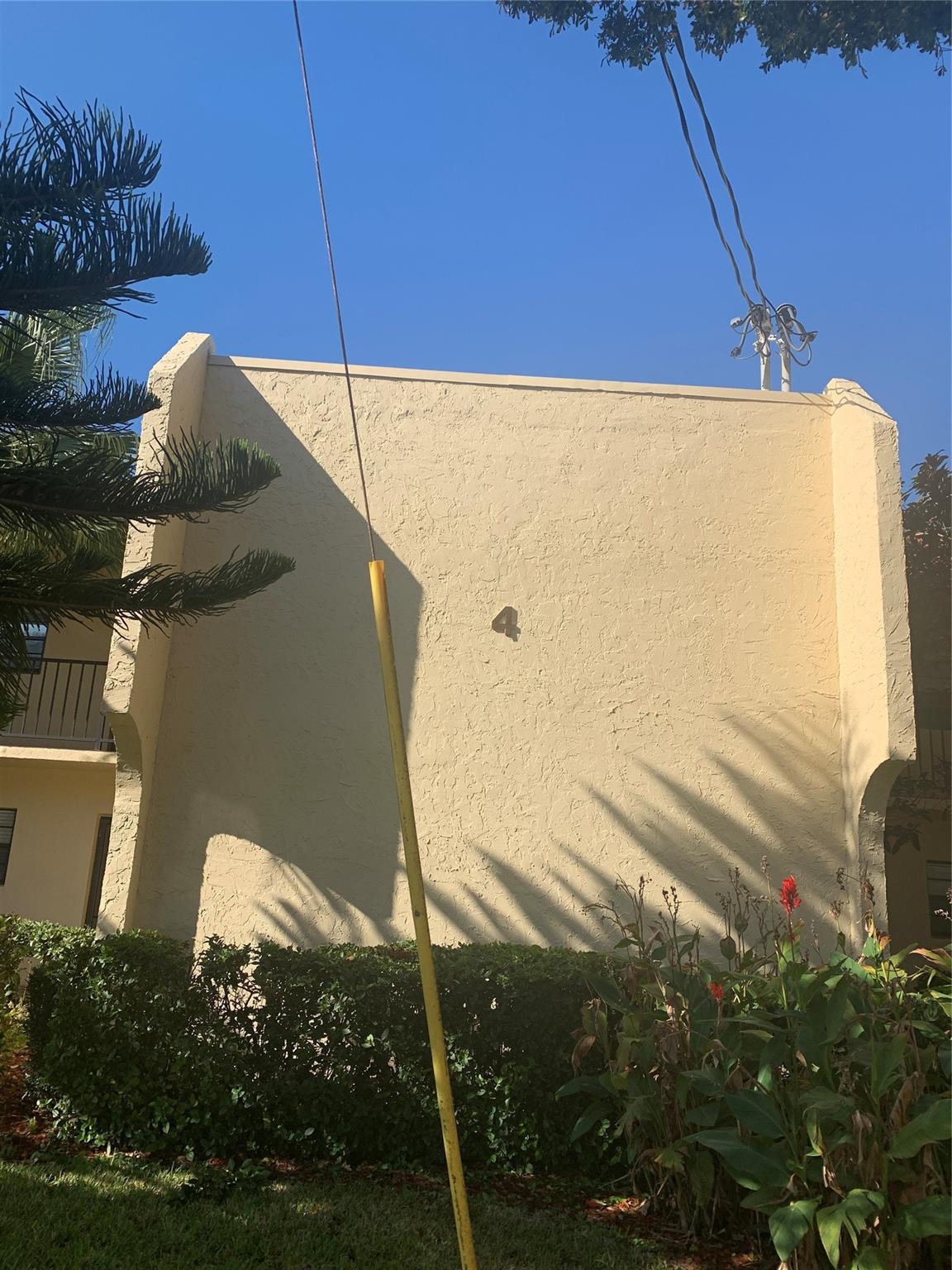 Island House Condo Ph I - Residential Lease