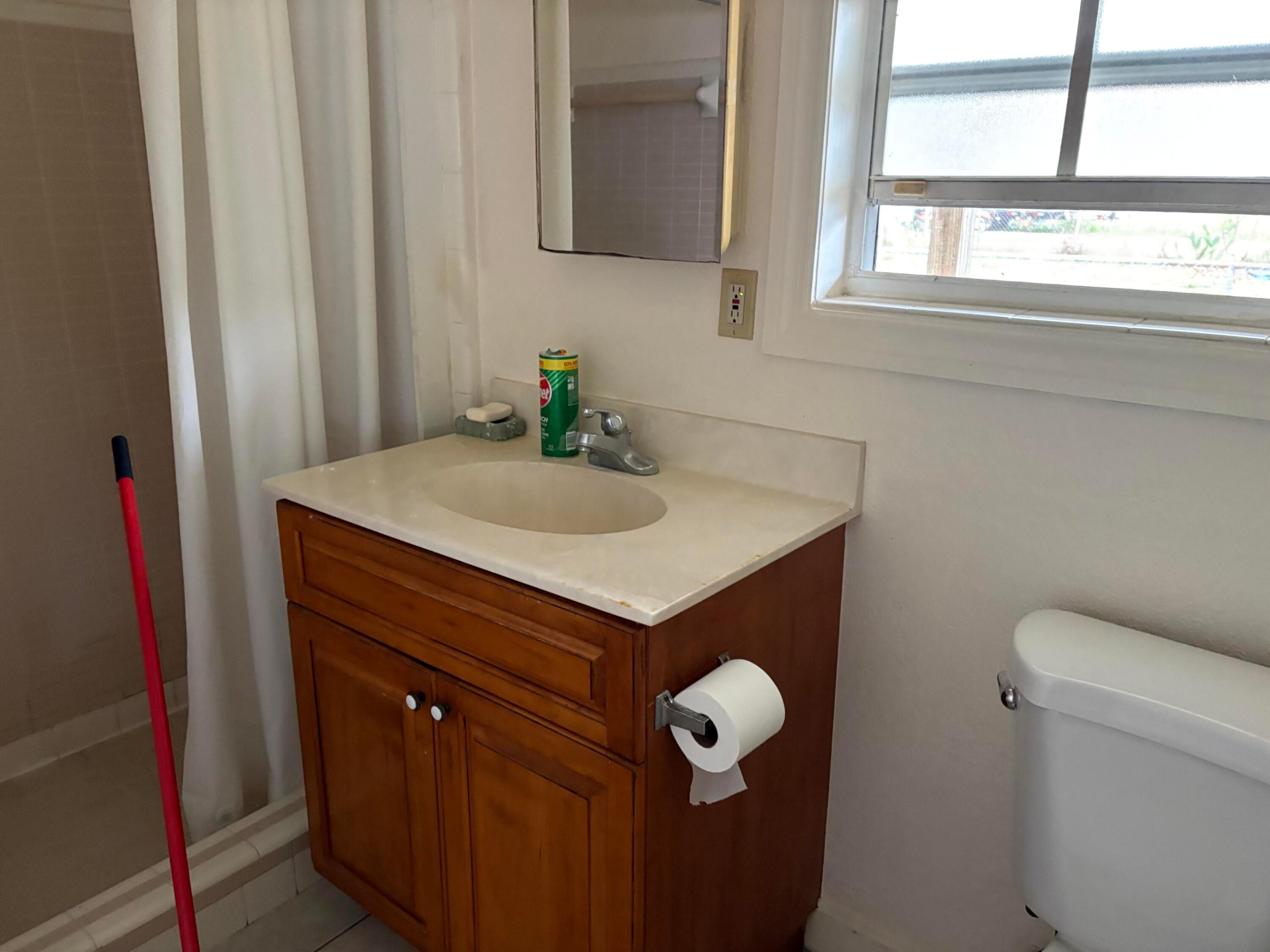 CHASE'S S/D LOT 26 (OR 385-413) - Residential Income