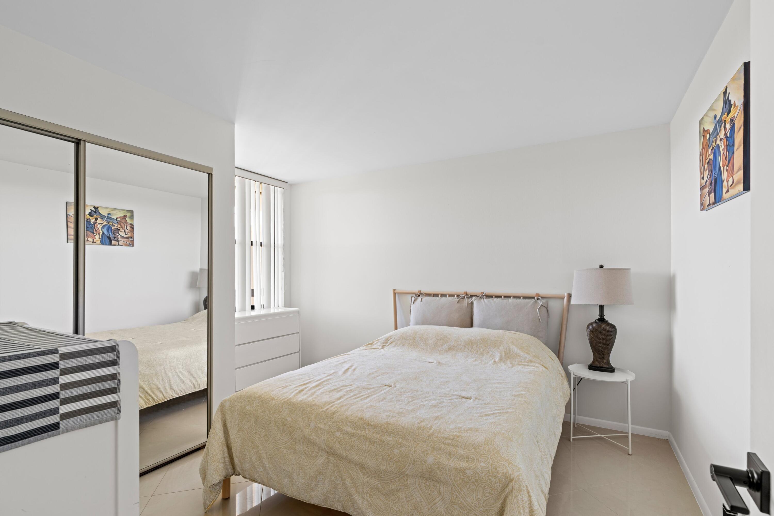 LAVERS RESORT & RACQUET CLUB - Residential Lease