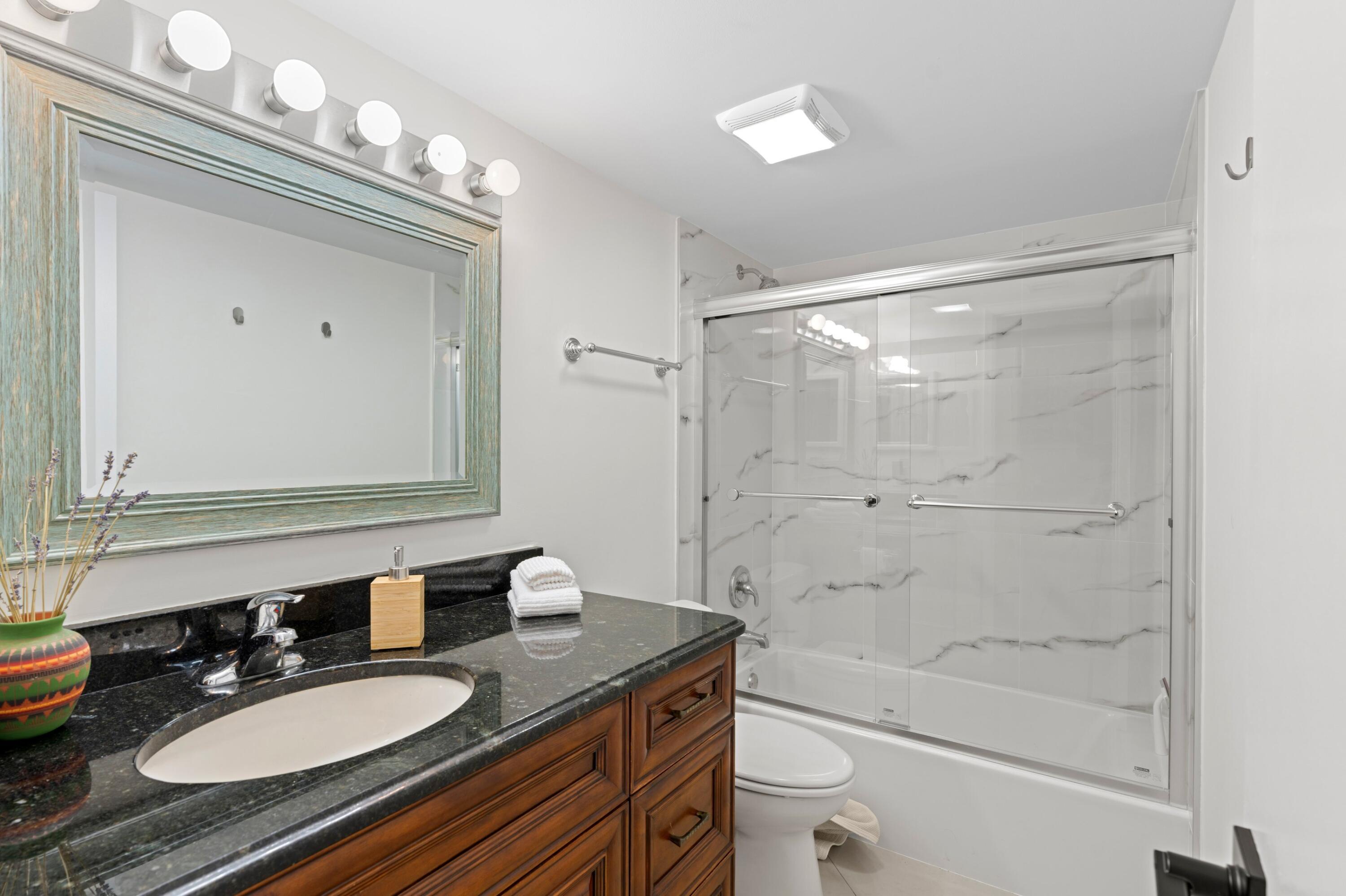 LAVERS RESORT & RACQUET CLUB - Residential Lease