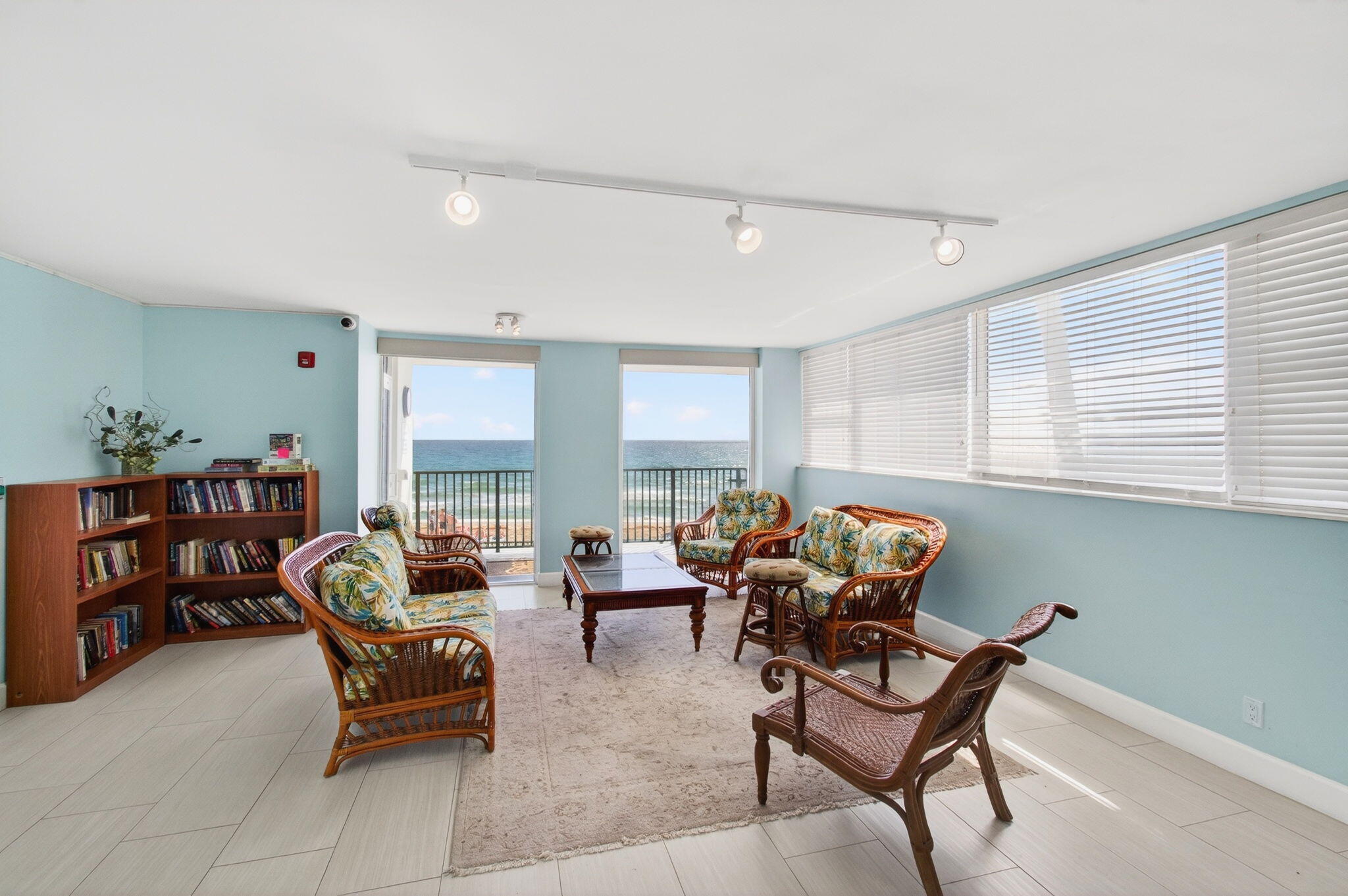 PORT DE MER CONDO - Residential