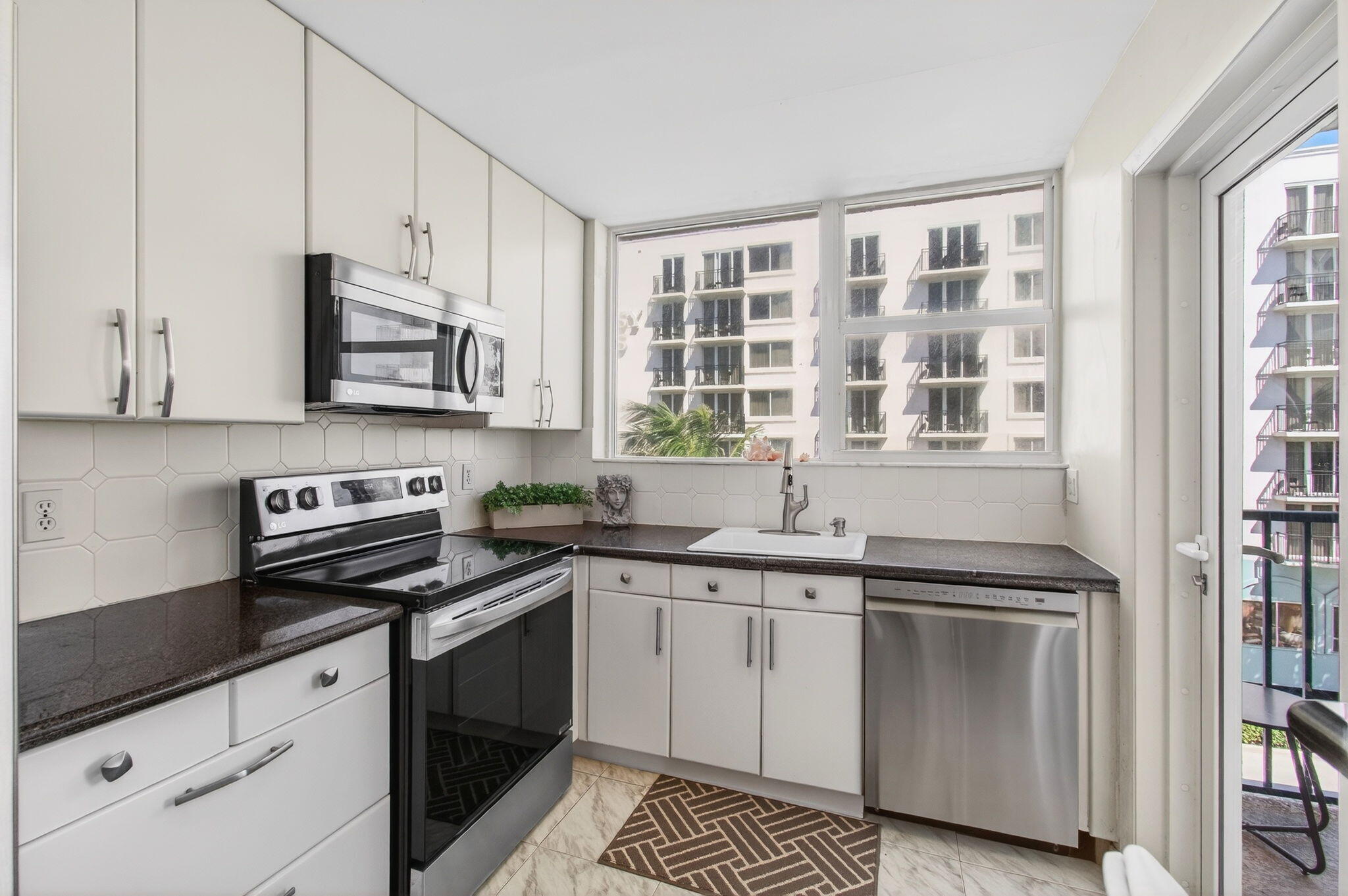 PORT DE MER CONDO - Residential