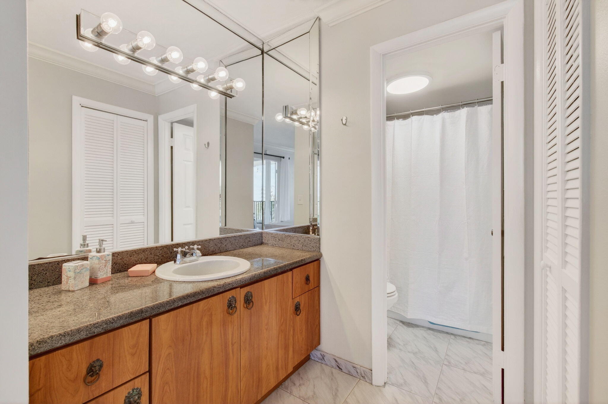 PORT DE MER CONDO - Residential