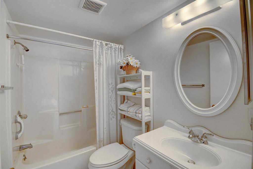 SOUTH RIVER VILLAGE FIVE CONDO - Residential