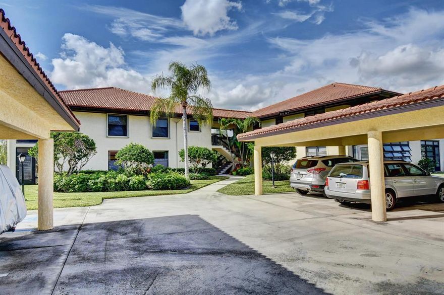 Move in ready! Well-kept, first floor, end unit, ''E'' floor plan, water views from owners suite, kitchen, living room, and patio. New kitchen cabinets, new dishwasher, new AC, new flooring. Lots of natural light. South River is a 55+ age-restricted community. Tranquil and meticulously kept common areas, community pool, library, billiards room, card room, woodworking shop, grill areas, lakeside benches, sidewalks, shuffleboard, pickleball, bocce ball, tennis, horseshoes, boat and RV storage, and a serene boardwalk on the St. Lucie River. Located near shopping, dining, golf, and Downtown Stuart's main attractions. Escape to this beautiful abode for the winter or stay year round and enjoy our unique small-town atmosphere.