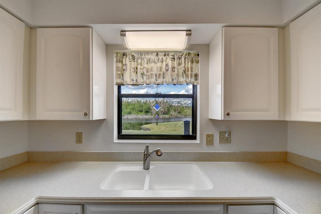 SOUTH RIVER VILLAGE FIVE CONDO - Residential