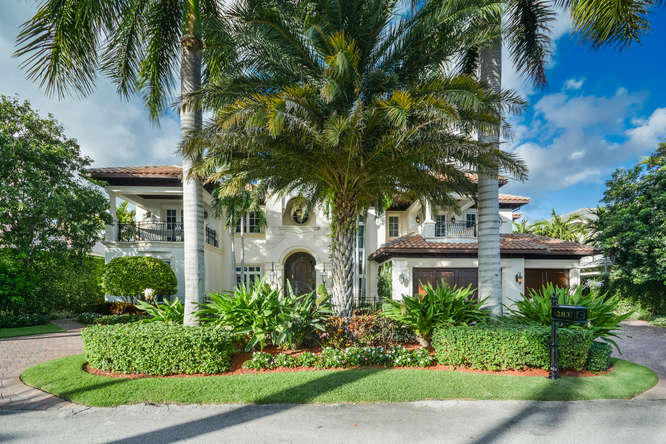 ROYAL PALM YACHT & COUNTRY CLUB - Residential