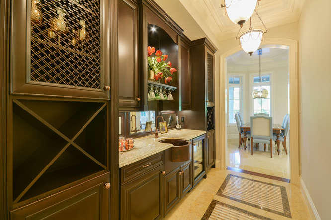 ROYAL PALM YACHT & COUNTRY CLUB - Residential