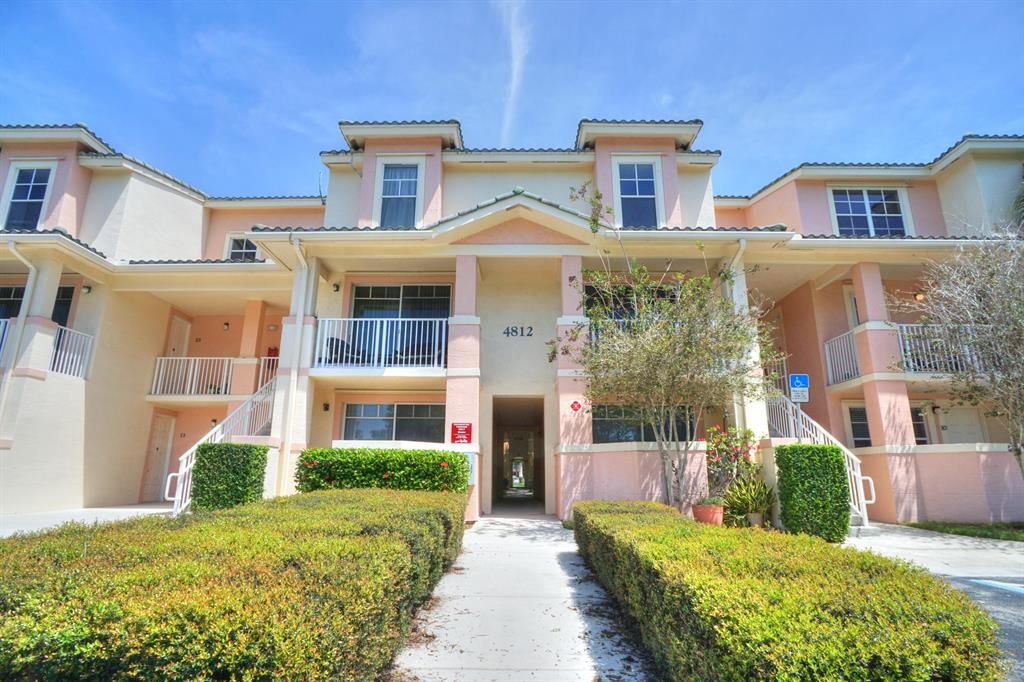 Photo of 4812 S Central Boulevard #14, Jupiter, FL 33458 (MLS # R10711311)