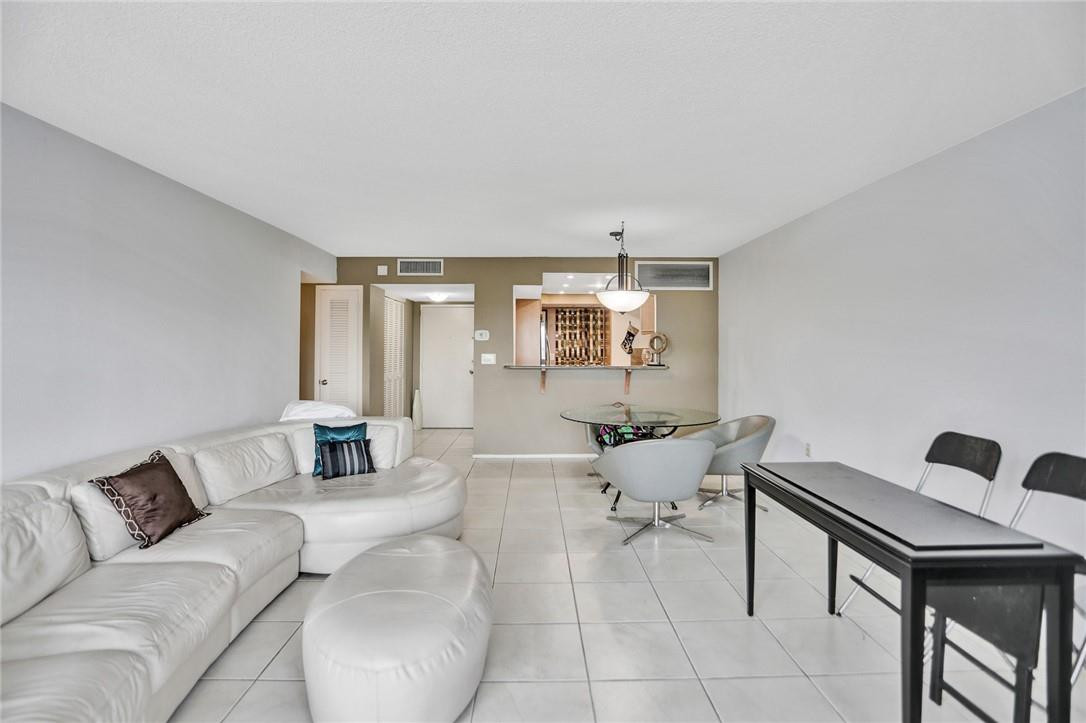 Carlton Tower Condo - Residential Lease