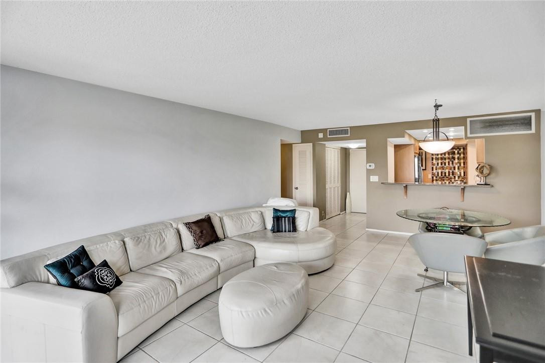 Carlton Tower Condo - Residential Lease