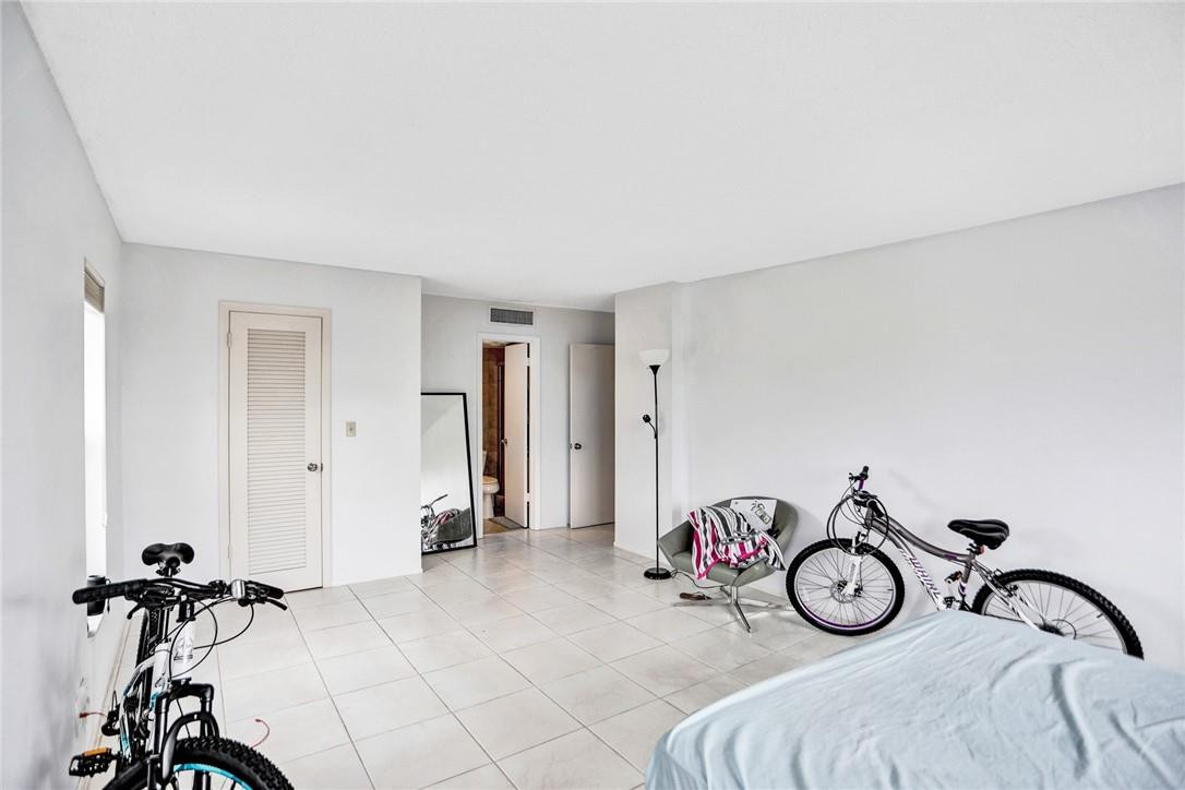 Carlton Tower Condo - Residential Lease