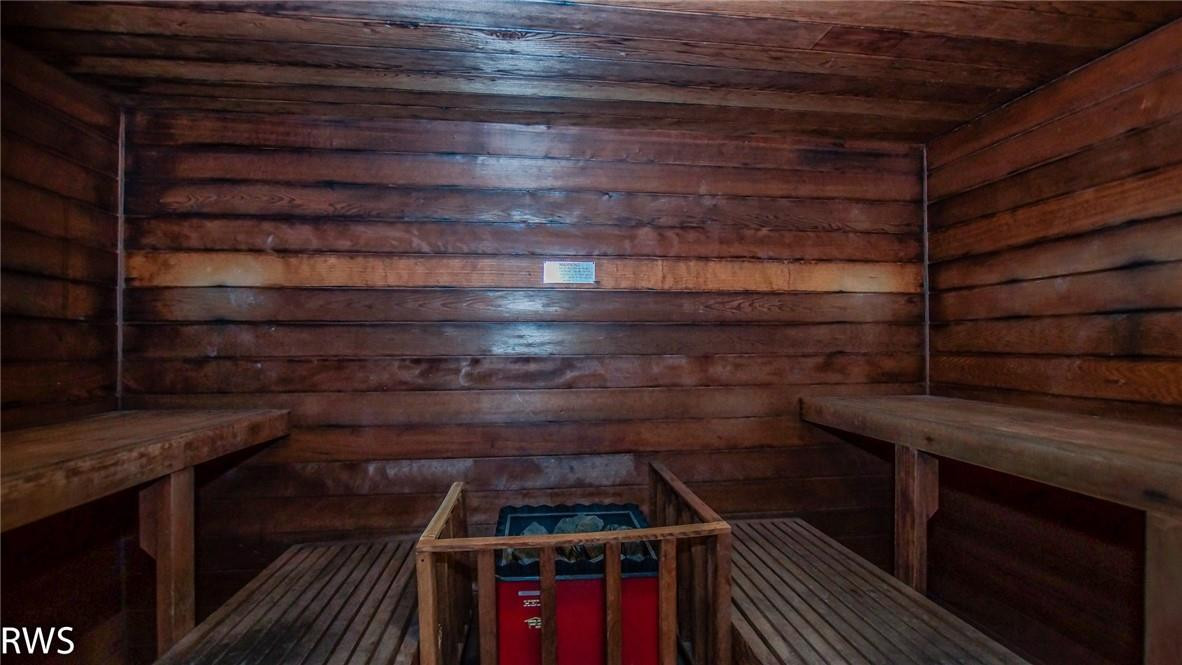 Carlton Tower Condo - Residential Lease