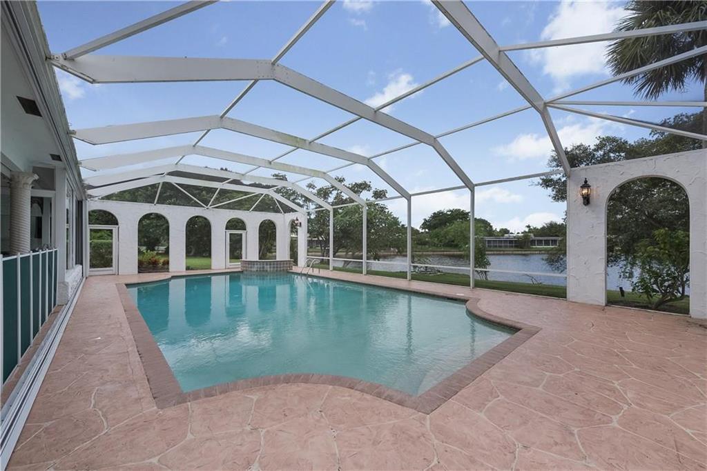 Photo of 4903 WOODLANDS Boulevard, Tamarac, FL 33319 (MLS # B26069014)