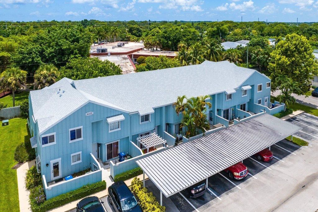 Photo of 6222 Riverwalk Ln #1, Jupiter, FL 33458 (MLS # R11131118)