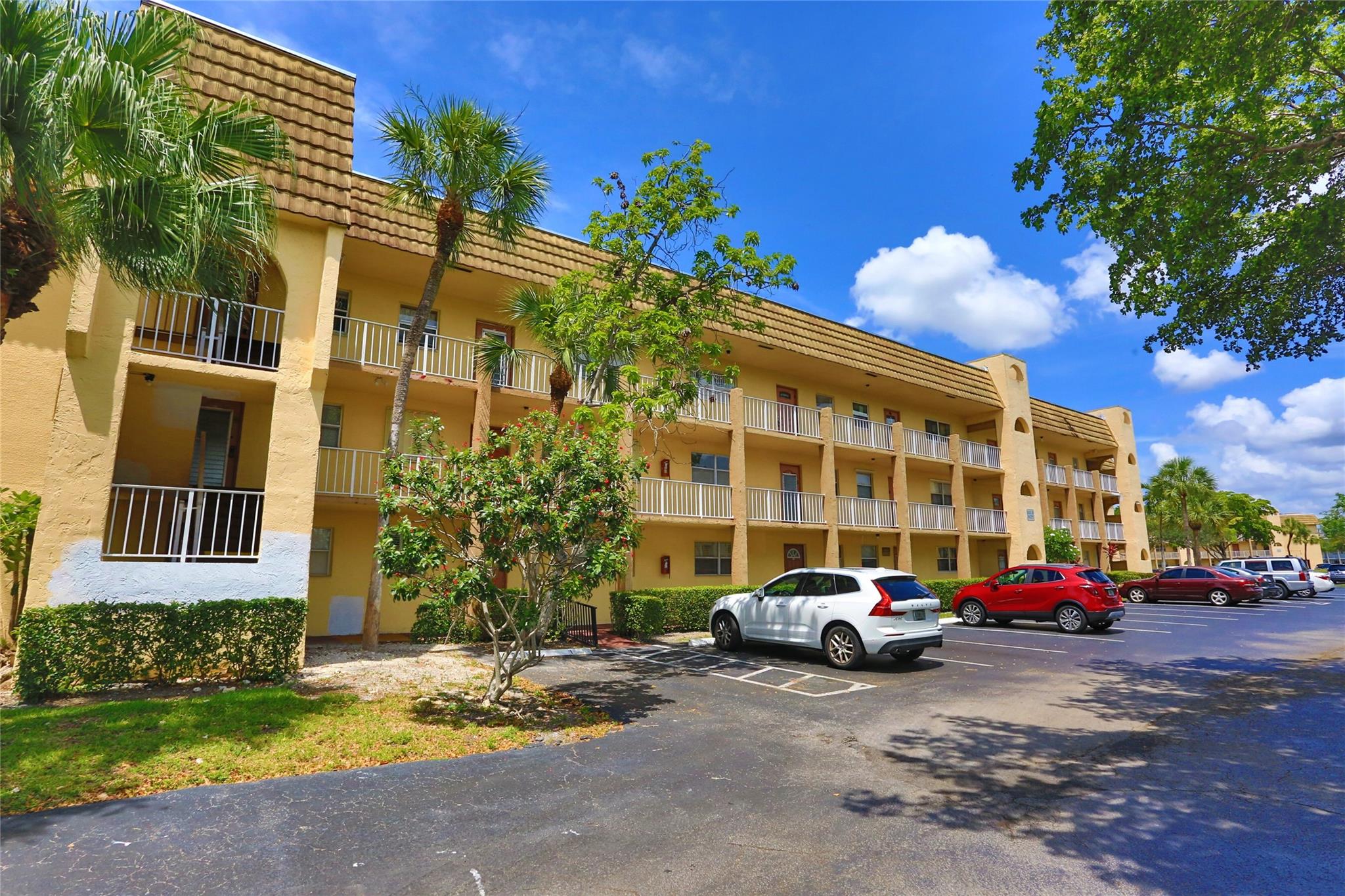 Sunrise Lakes Phase 2 - Residential