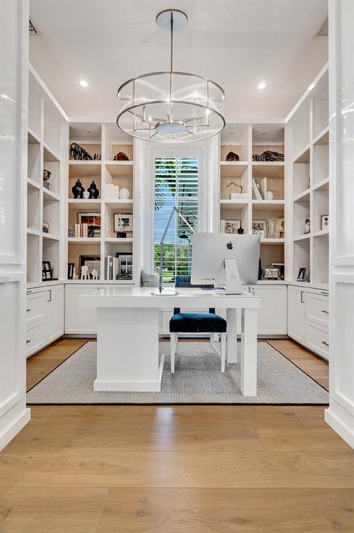 BLUE CYPRESS REPL AT PALM BEACH POLO & COUNTRY CLU - Residential