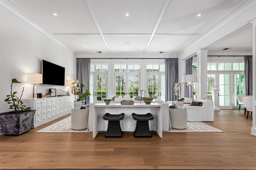 BLUE CYPRESS REPL AT PALM BEACH POLO & COUNTRY CLU - Residential