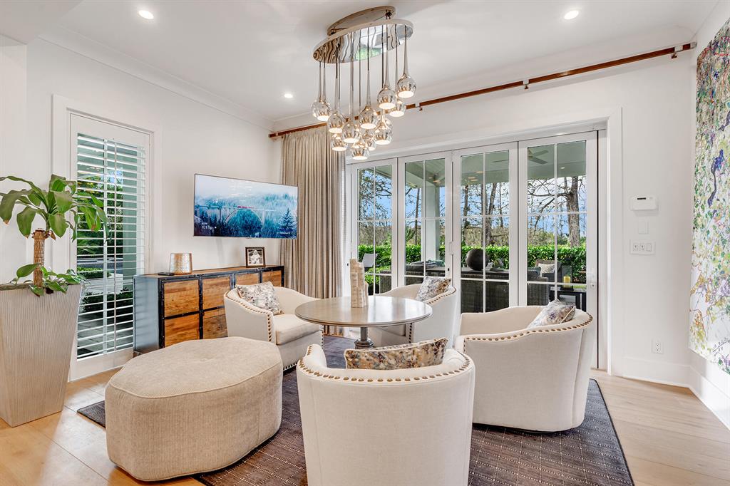 BLUE CYPRESS REPL AT PALM BEACH POLO & COUNTRY CLU - Residential