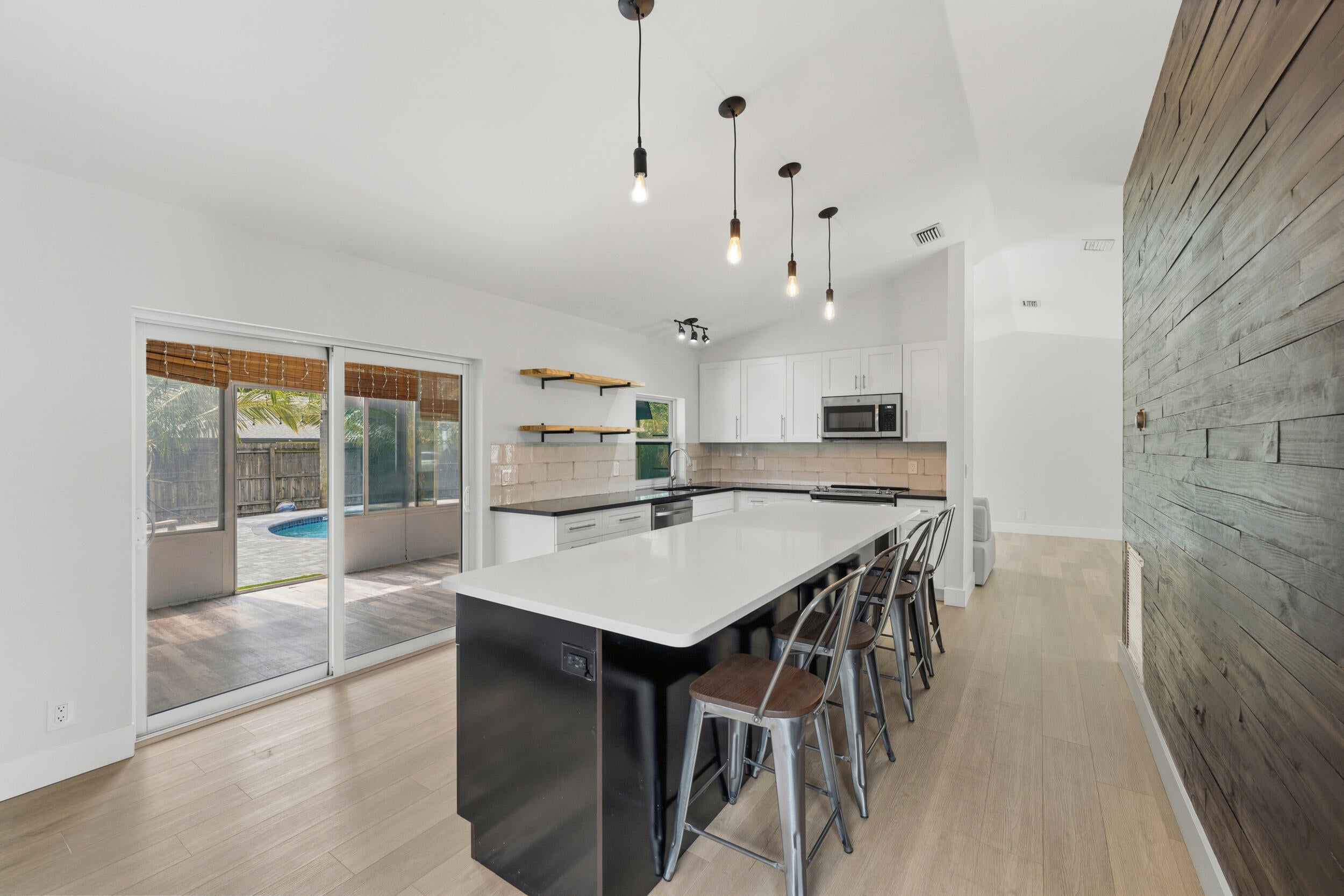 1127 NW 9th Street