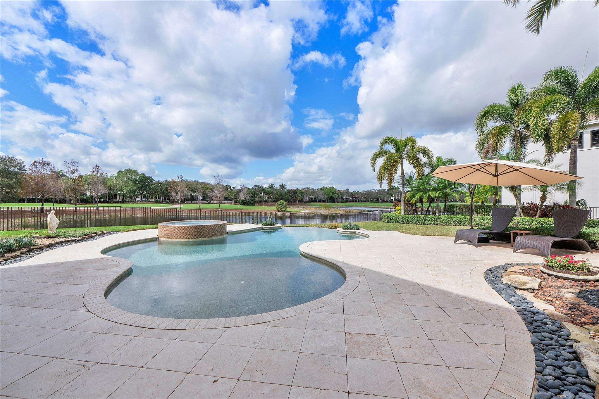 Parkland Golf & Country C - Residential